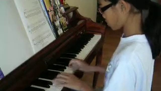 The Blue Danube Waltz+The Chicken Dance смотреть онлайн