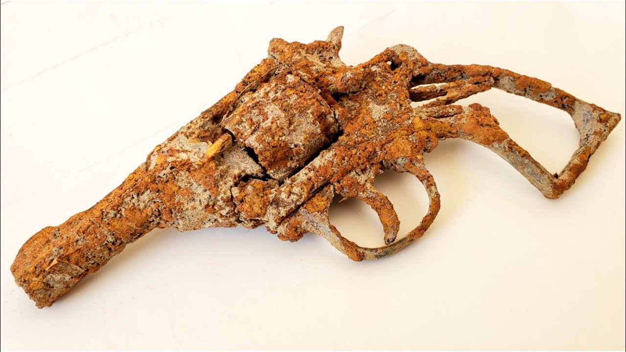 Реставрация старинного револьвера Webley смотреть онлайн