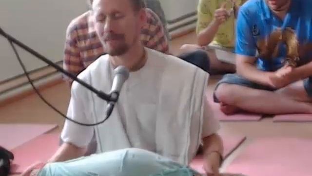 Бхаджан Шрилы Рупы Госвами "Кришна дева, бхавантам в смотреть онлайн