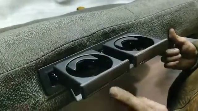 Подстаканник для задних пассажиров Мицубиси Галант 8 смотреть онлайн