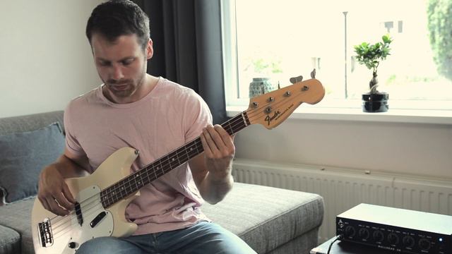 Fender Musicmaster 1971 x Trickfish Bullhead .5K (Dean Town Vulfpeck bass cover by Nick Kerkhoff) смотреть онлайн