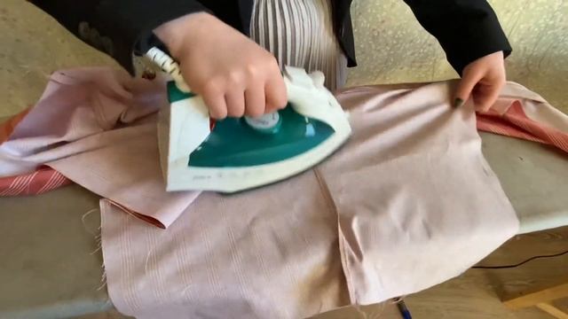 Традиционные ремёсла. Пошив портов. Занятие 8. Приутюживание запасов шва. смотреть онлайн