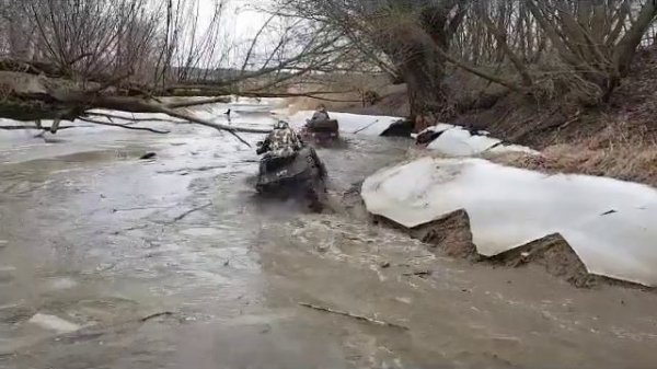 CF MOTO 850 VS ODES 800