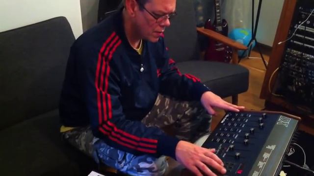 DOUGIE CONSCIOUS PROGRAMS DX OBERHIIEM DRUM MACHINE, смотреть онлайн