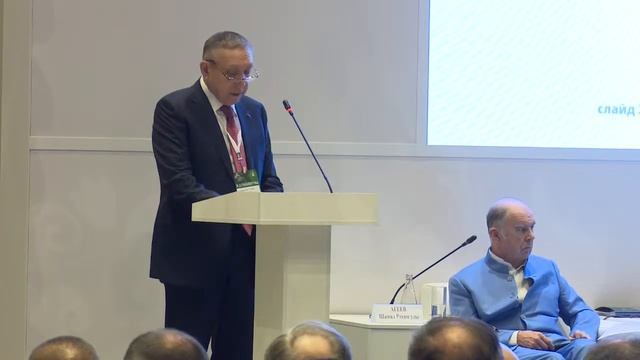 "Татарстанның эшлекле хезмәттәшләре" форумы пленар утырышы смотреть онлайн