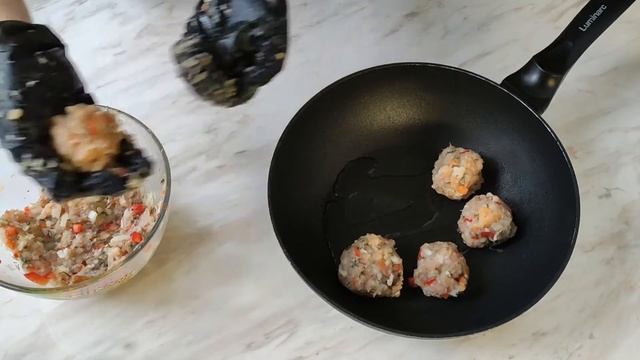Куриные тефтели в сливочно-сырном соусе смотреть онлайн