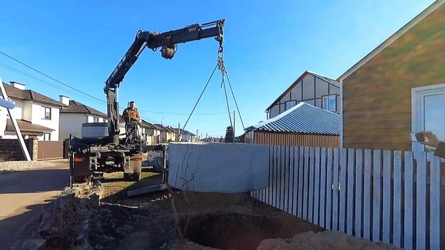 Выгребная яма своими руками за 3 дня. Ставим кольца смотреть онлайн
