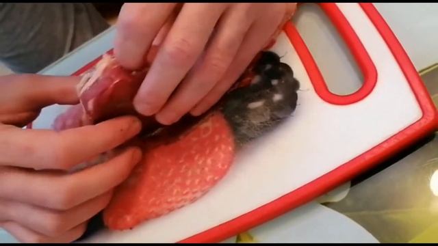 Паста в сливочном соусе с грибами, тунец в беконе. смотреть онлайн