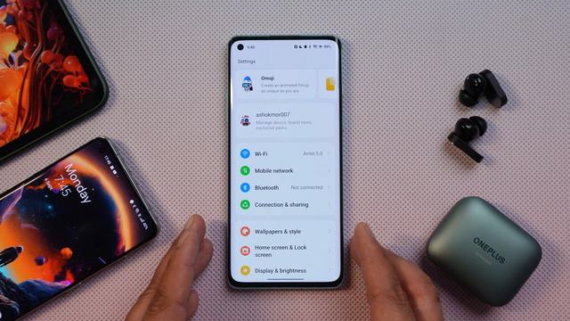 NEW UPDATE Oneplus 8 Series & 9R brings Updated Oneplus Launcher w/ Search TAB - 90 FPS BGMI? смотреть онлайн