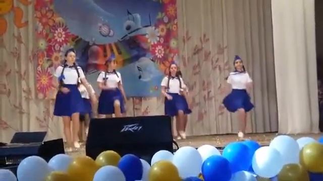 Провинциальные танцы_19. А ну ка девочки 7А класс смотреть онлайн