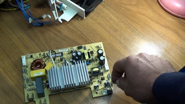 Ремонт мультиварки Redmond смотреть онлайн