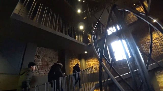 Чехия. Прага зимой. Площадь с пражскими курантами 2019. смотреть онлайн