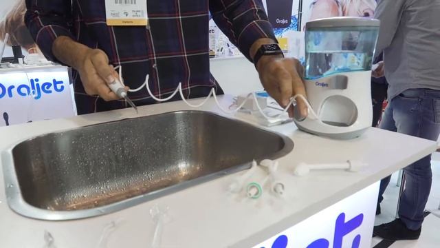 Dr. Felipe Leite - Importância do uso do irrigador oral para a saúde bucal diária смотреть онлайн