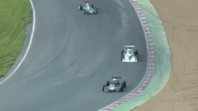 2012 Historic Formula Ford 2000- Brands Hatch смотреть онлайн