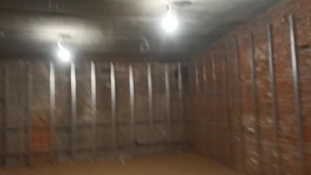 Уменьшение пролёта стенами из газосиликата позволяет выполнить и теплоизоляцию помещения смотреть онлайн