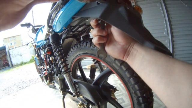 Сборка новой Альфа 110. Заправка аккумулятора, колеса, руль смотреть онлайн