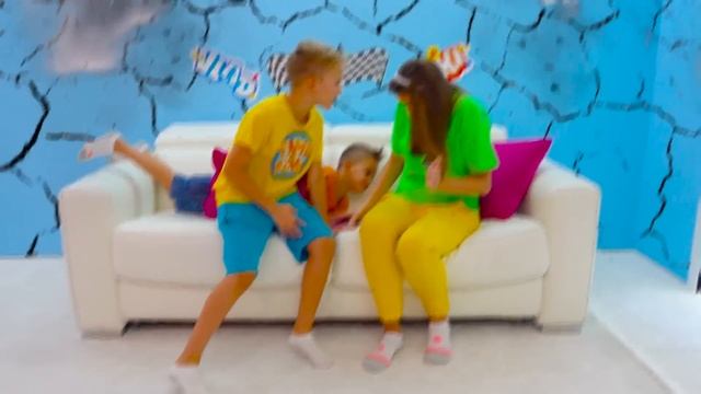 Vlad and Niki play with Black Adam toys and save the day смотреть онлайн