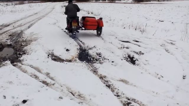 Мотоцикл иж по грязи. смотреть онлайн