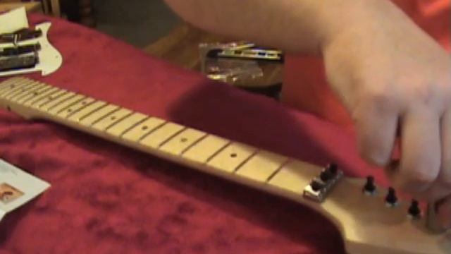 Guitar Build 8 смотреть онлайн