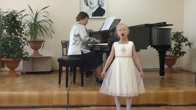 Савенкова Лиза - Бах. За рекою старый дом смотреть онлайн