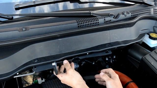 HAVAL H2 установка упоров капота смотреть онлайн