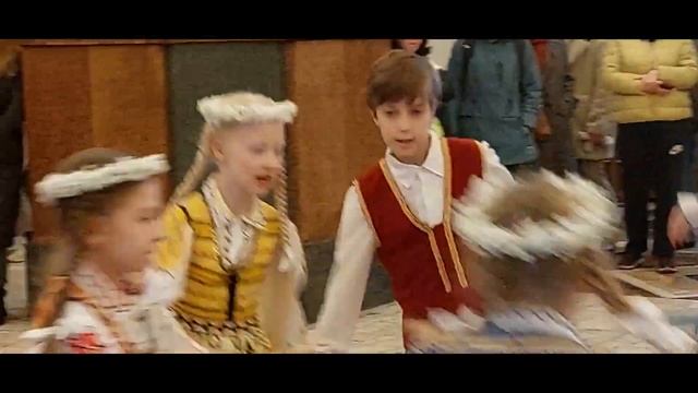 Литовский танец, ансамбль танца "Кудринка", 04.11.2022, Москва, Северный речной вокзал смотреть онлайн