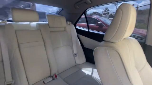 2015 Toyota Crown Athlete G Walkthrough