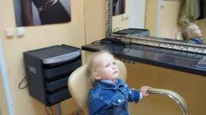 Прокалываем уши ! БОЛЬНО ЛИ ПРОКАЛЫВАТЬ УШИ ? Получаем подарки !