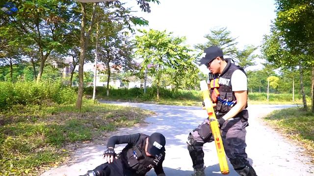 LTT Game Nerf War : Warriors SEAL X Nerf Guns Fight Crime group Inhuman Rob New Weapons смотреть онлайн