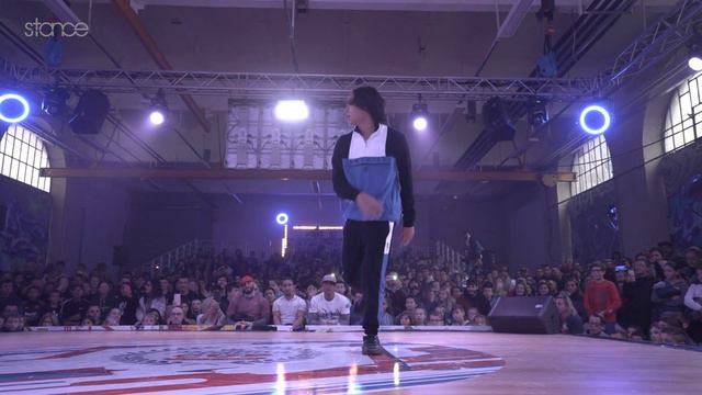 PETAIRA vs LYAM [kids - top 8] // .stance // MELTING CUP 2019 смотреть онлайн
