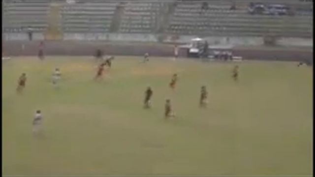 Emmanuel Owusu (Central Defender) смотреть онлайн