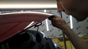 Ремонт вмятин без покраски на алюминиевом капоте в плёнке. Lexus RX 200t.