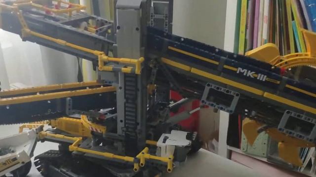 Чем заняться на самоизоляции ? LEGO TECHNIC 42055 Роторный экскаватор смотреть онлайн