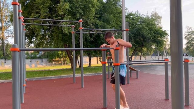 Тренировка для груди | плечи | трицепс смотреть онлайн