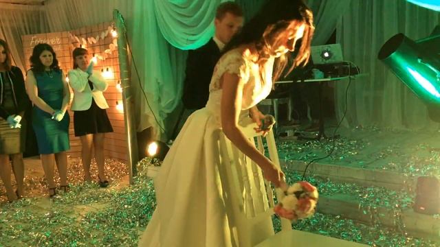 Свадьба Ростома и Татьяны 11.06.2016. Букет :-) смотреть онлайн