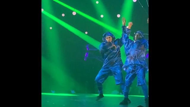 Шоу «Космос» Цирк Дю Солей на круизном лайнере MSC Grandioza- ты должен это увидеть! смотреть онлайн