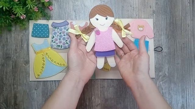 Развивающий планшет "ОДЕНЬ КУКЛУ" из фетра. смотреть онлайн