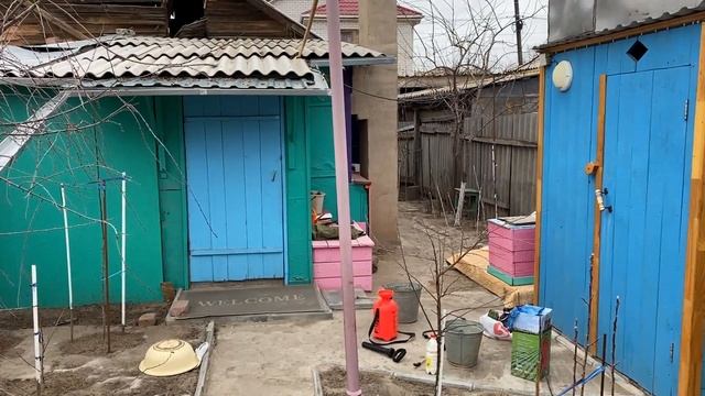 Чем обработать сад весной. Весенняя обработка сада от вредителей. Опрыскивание деревьев весной. смотреть онлайн