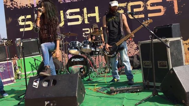 Third World - Love Buzz ( Nirvana Cover) Live @Slush Fest '17 смотреть онлайн