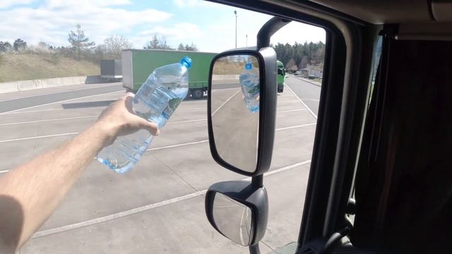 БЫТ ДАЛЬНОБОЙЩИКА / ПАУЗА 45 ЧАСОВ смотреть онлайн