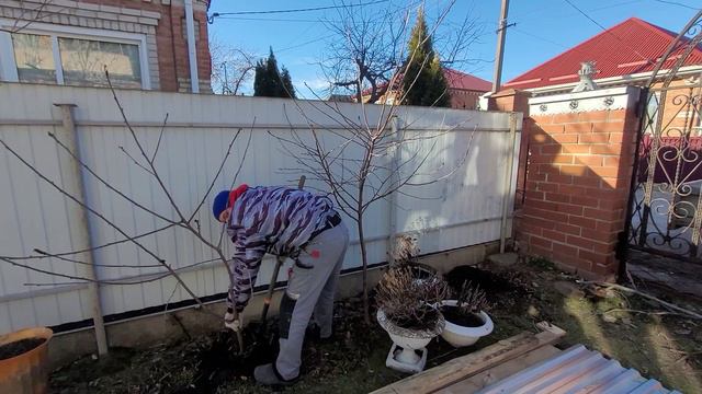 18 Купили дом на юге он не дает мне работать закончил крышу теперь можно спать спокойно ремонт в дом смотреть онлайн