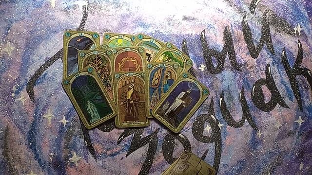 Что он мне подарит на день рождения в декабрь | Гадание таро подарок козерогам смотреть онлайн