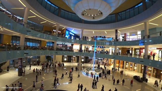 ОАЕ, Dubai. День Первый. Аквариум, Фонтаны, Дубай Молл, Метро, Mall Of The Emirates, SKY Dubai.