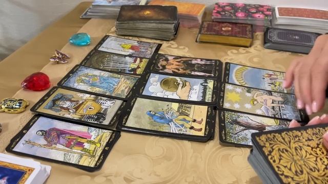 ЕГО МЫСЛИ ОБО МНЕ СЕЙЧАС? смотреть онлайн