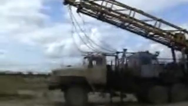 Весёлые нефтяники смотреть онлайн