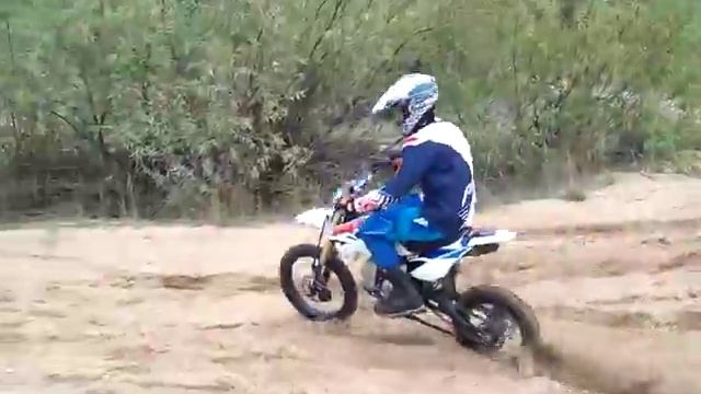 Питбайк KAYO 125 KRZ смотреть онлайн