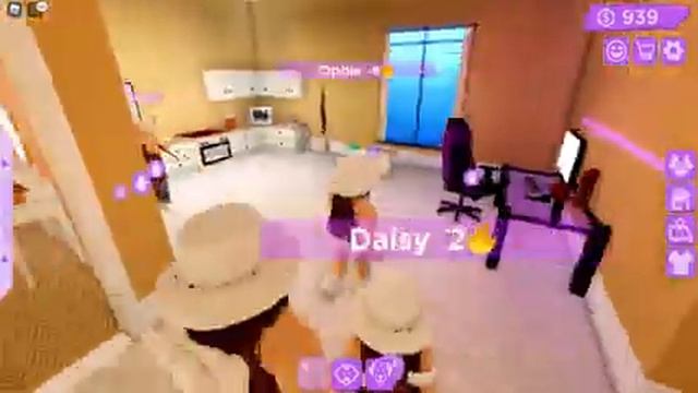 BEHIND THE SCENES!! | Club Roblox Roleplay Tips and Tricks! | Roblox Behind The Scenes смотреть онлайн