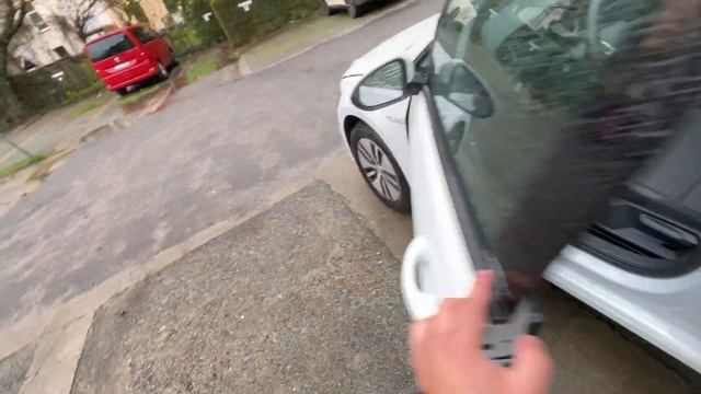 E Golf Gebrauchtwagencheck/Kaufberatung unter 5 min. Zahlen, Daten und Fakten#cars #germany #vw смотреть онлайн