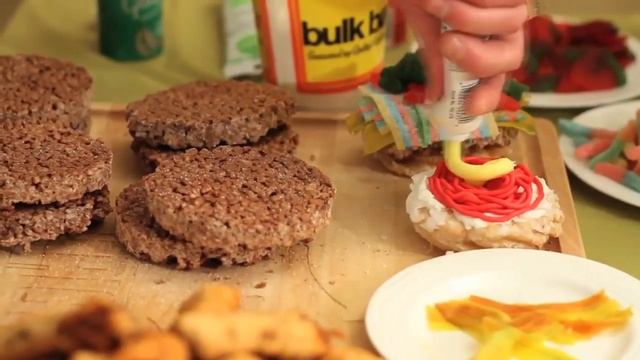 Фаст Фуд из сладостей - Epic Meal Time (rus) смотреть онлайн