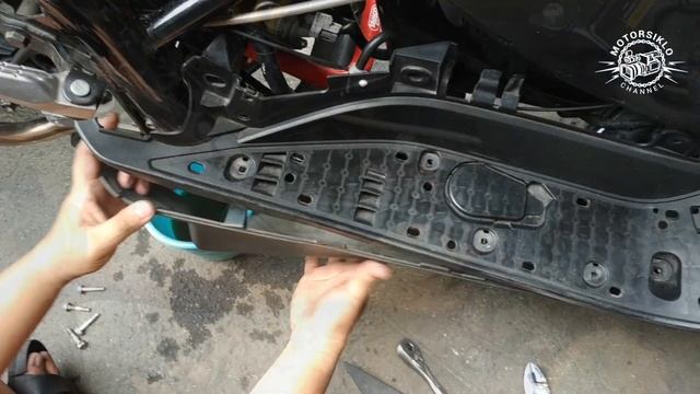 Yamaha Aerox - Radiator Samco Hose! смотреть онлайн